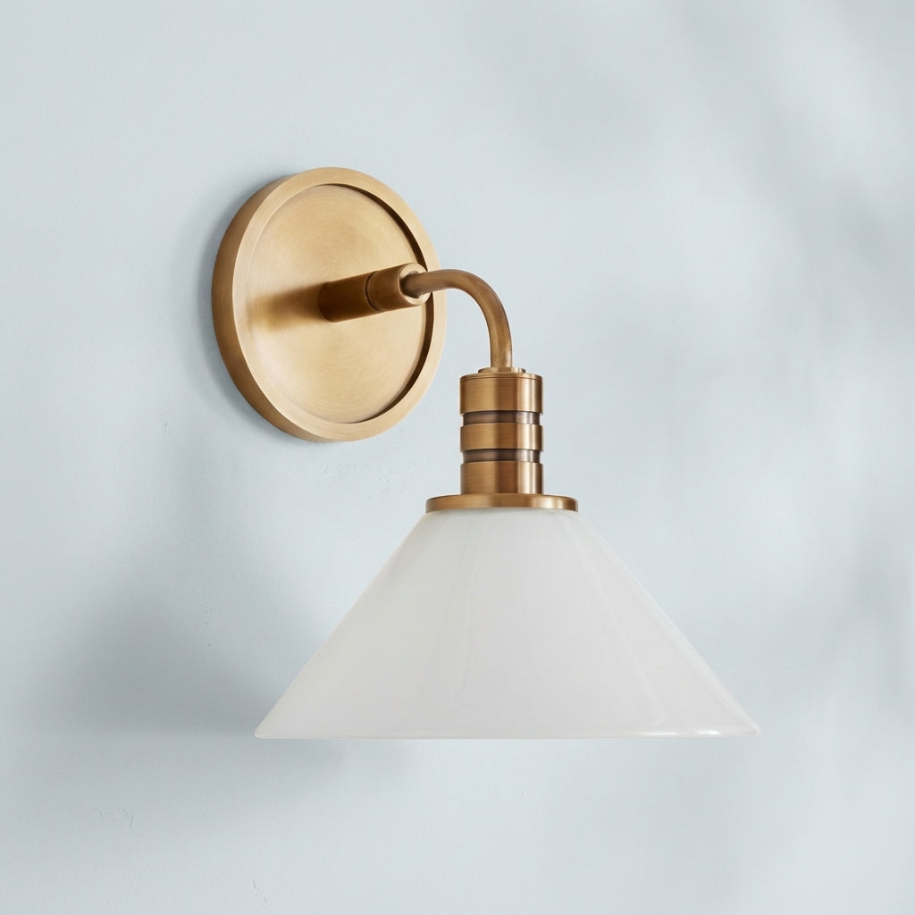 Luster Gaze Theron Single Wall Sconce Modern Wall Light - Studio Shot