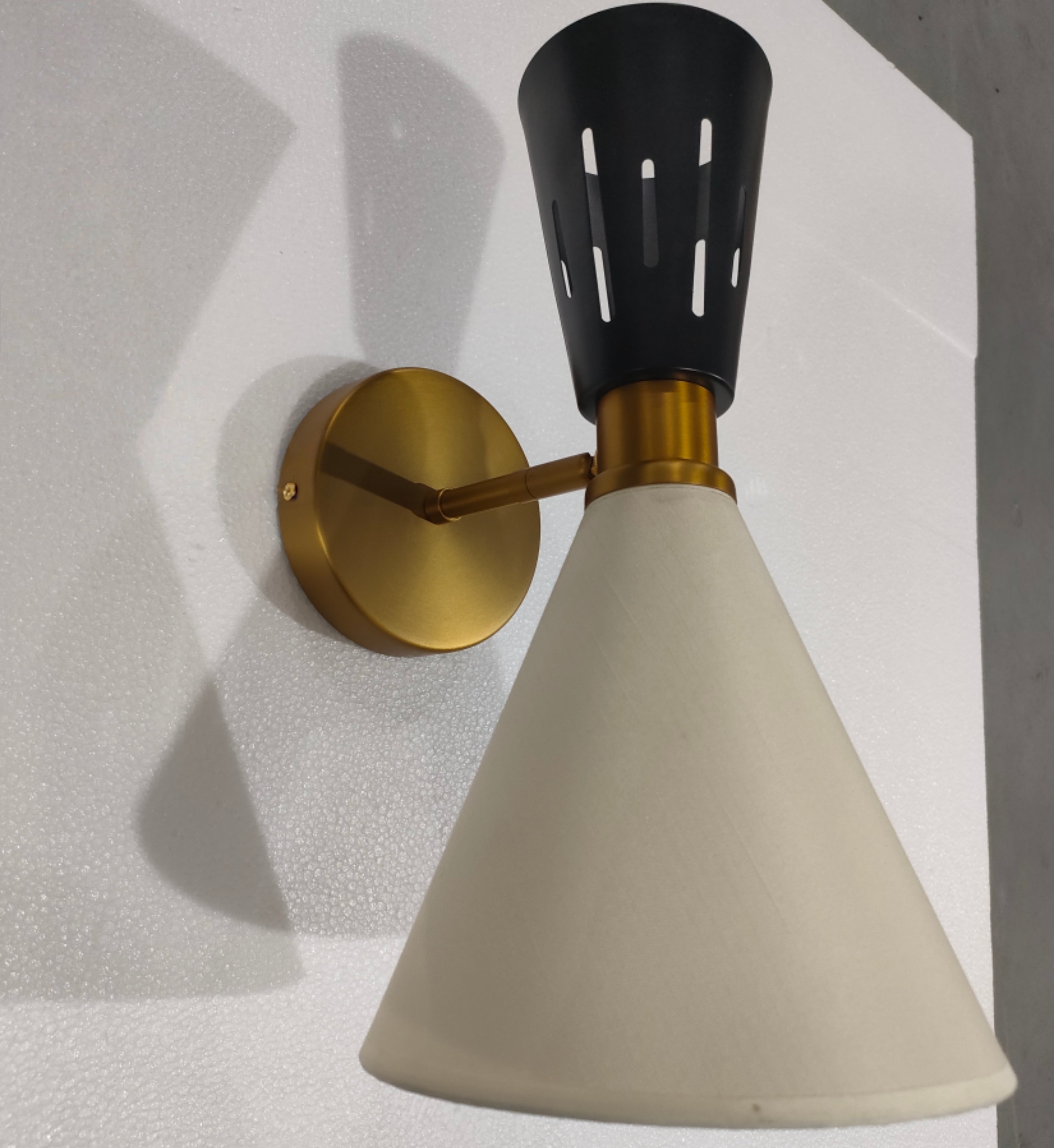Romsey Wall Sconce
