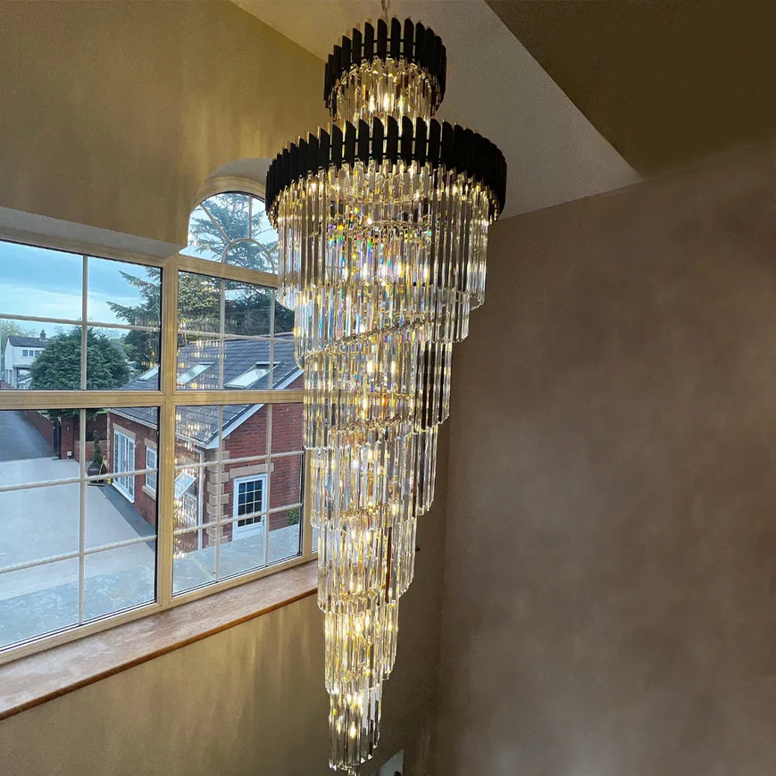 CAMILA GOLD AND WHITE CHANDELIER D 40"