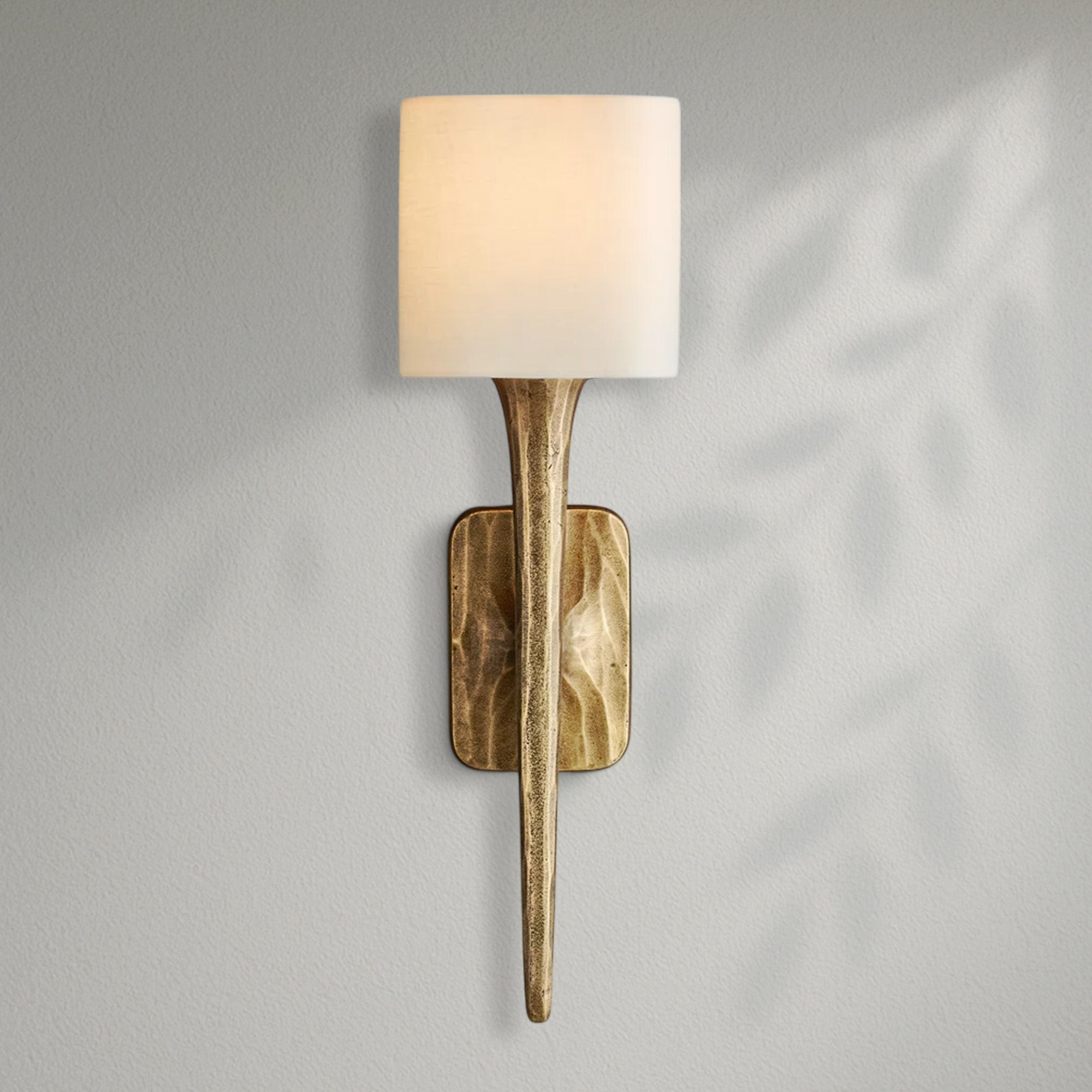 Thaddeos Shaded Wall Sconce
