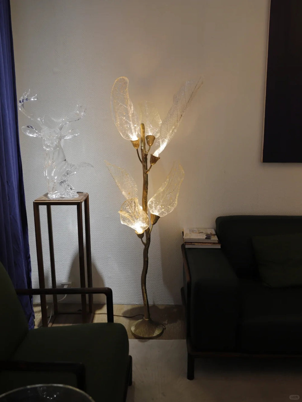 Creative Bionic Resin Leaves Chandelier