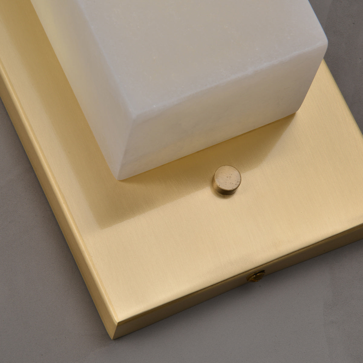 Linear Alabaster Wall Light