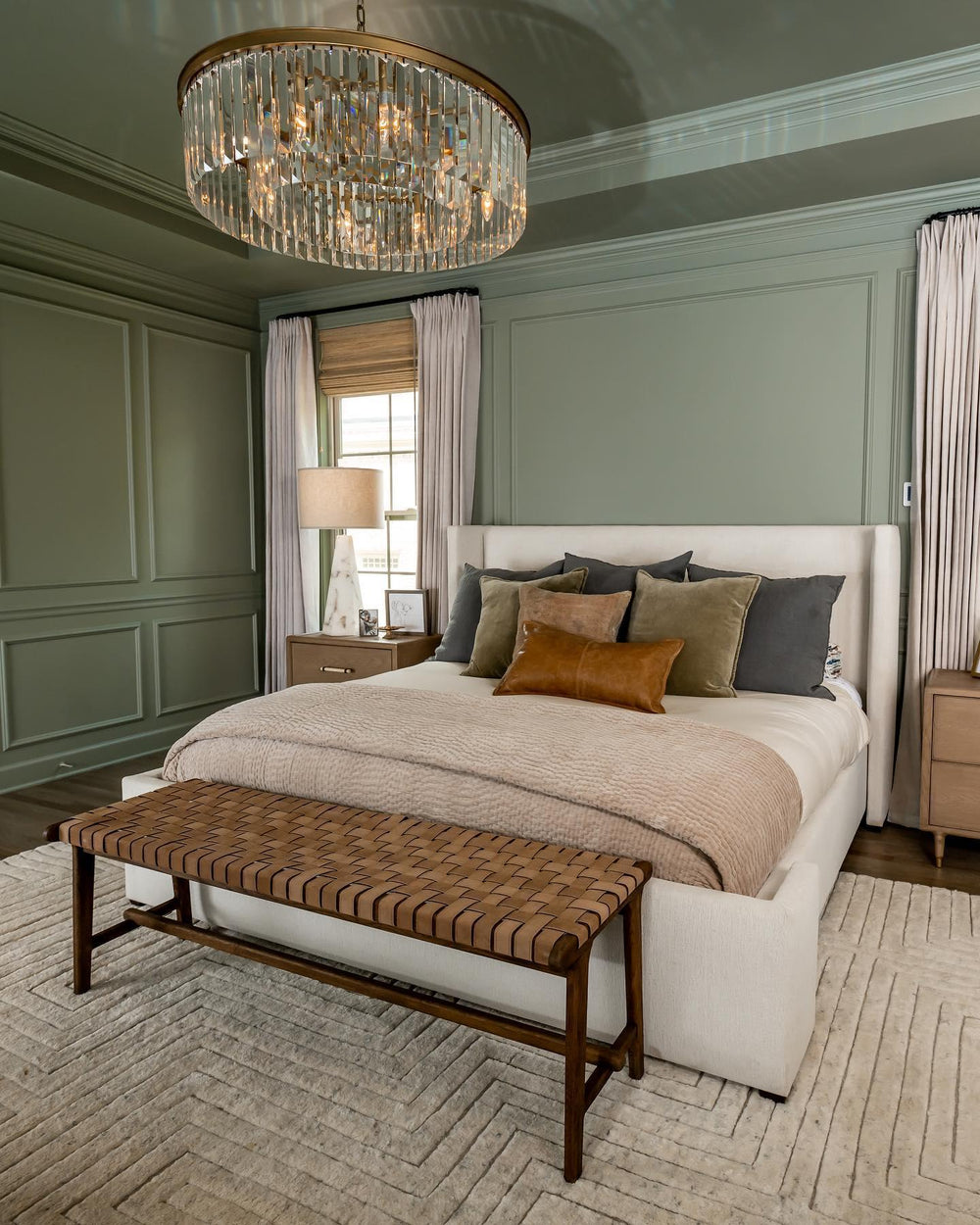 Leylind Round Chandelier