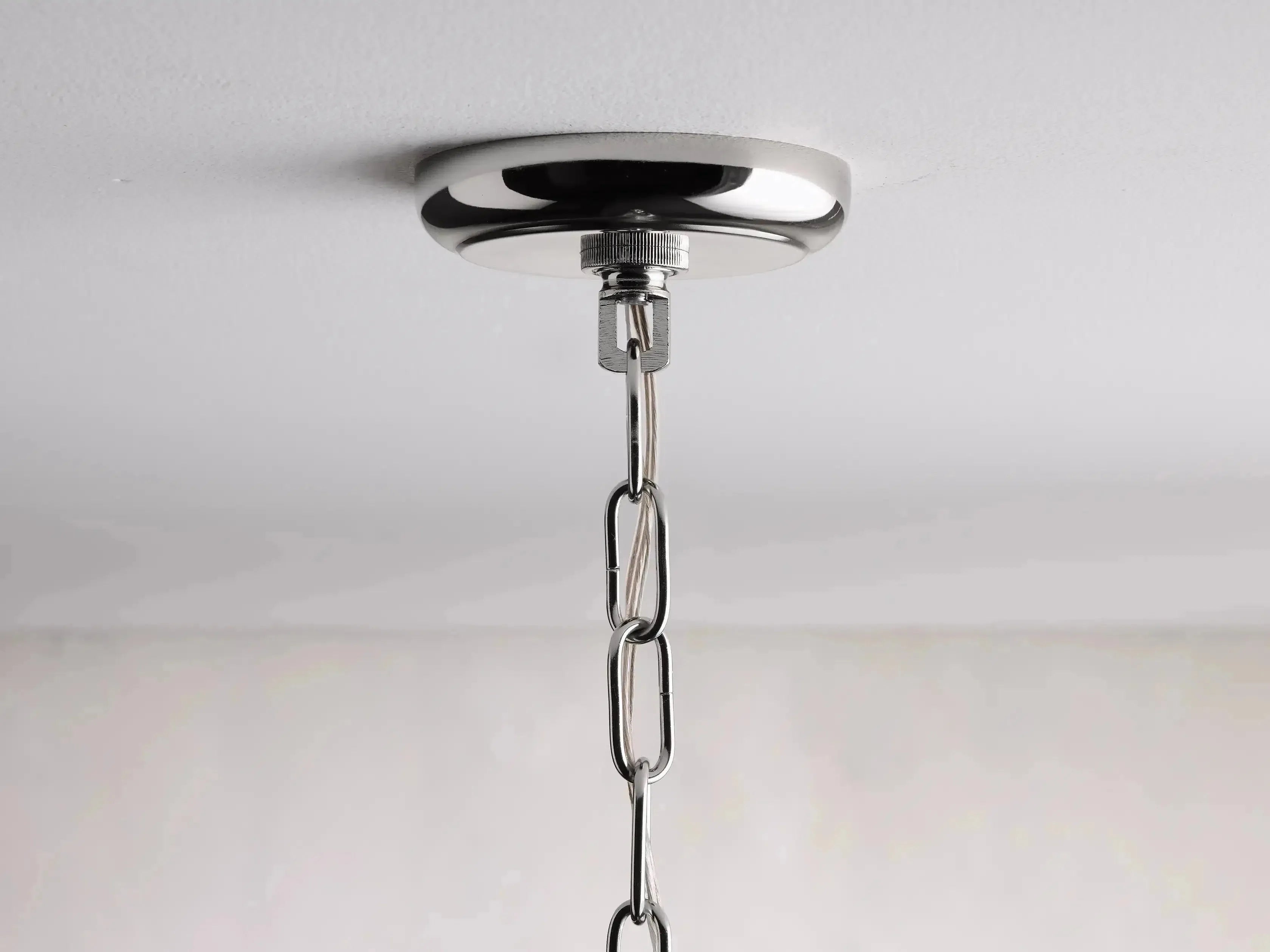 Luster Gaze Bloom Radiance Round Chandelier - Background Shot