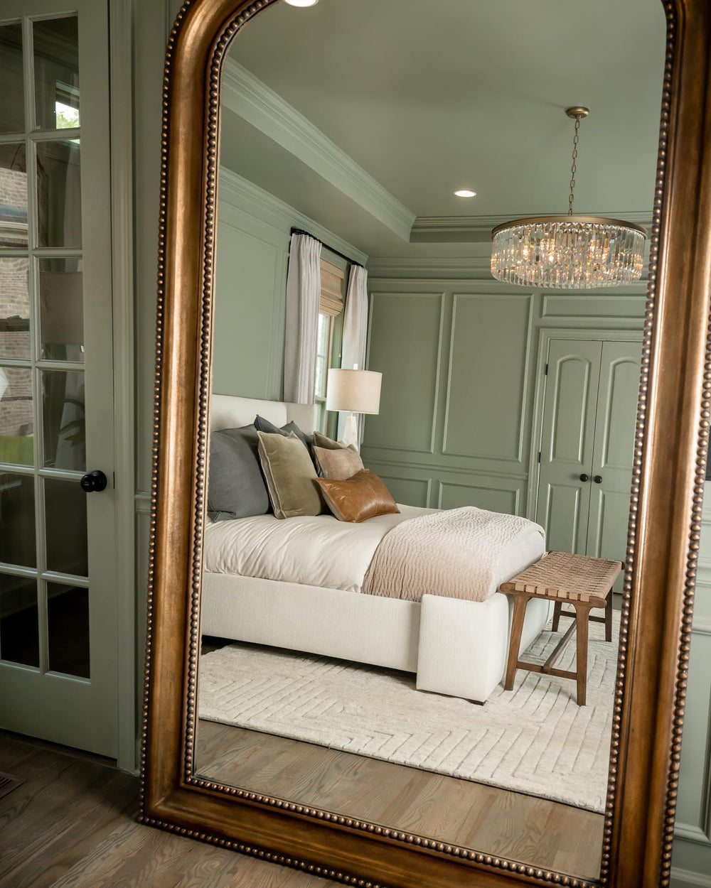 Leylind Round Chandelier