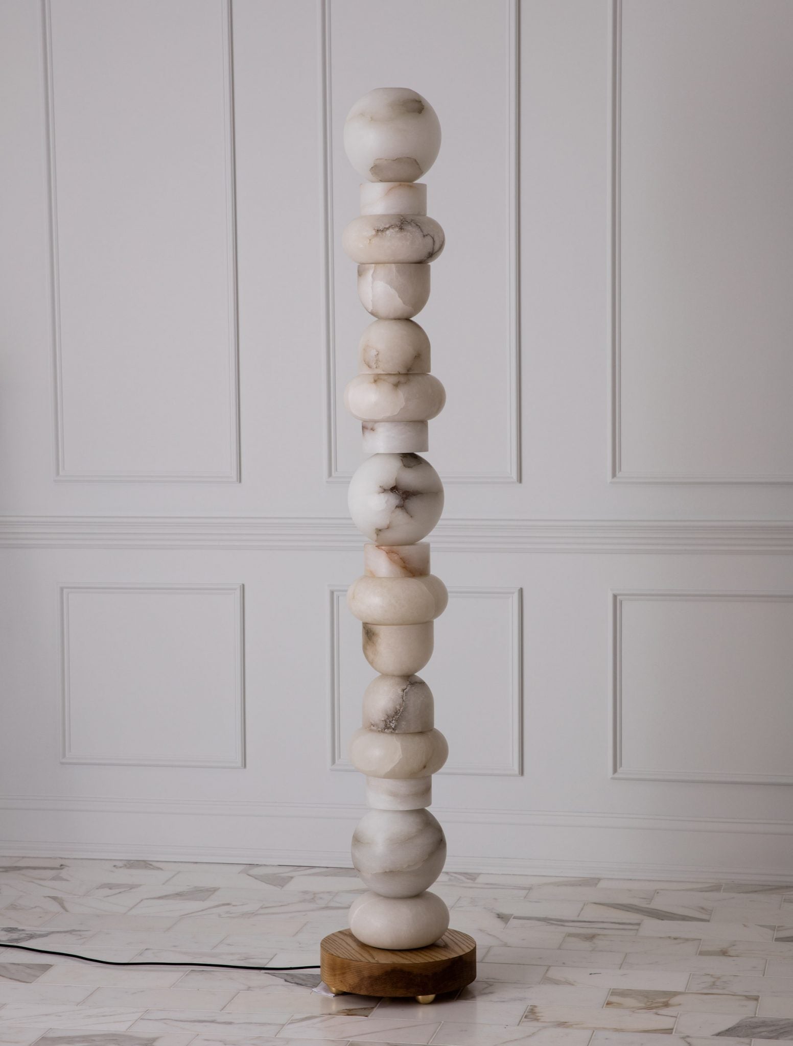 Alabaster Totem 16 Floor Lamp, Living Room Standing Lamp Floor standing lamps Luster Gaze
