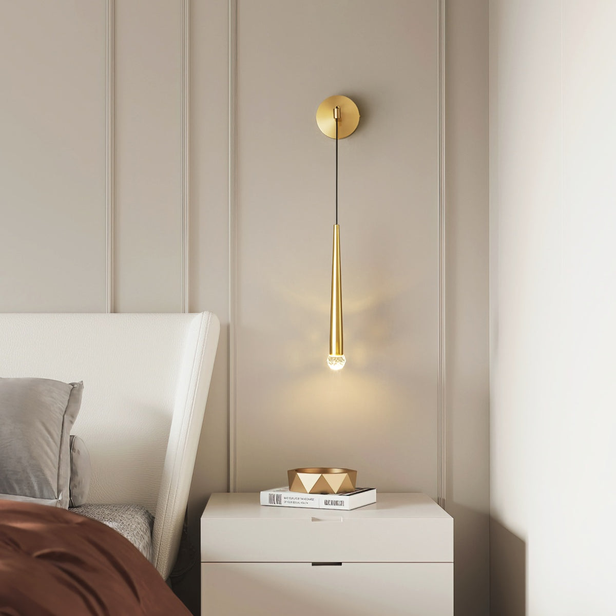 Aquitains Grand Sconce