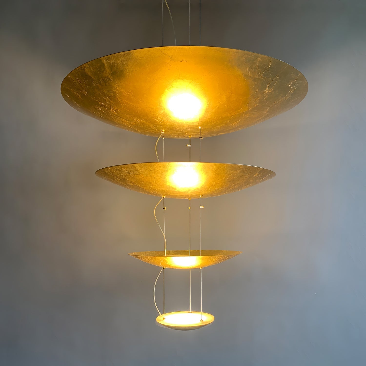 Machine Chandelier - Luster Gaze