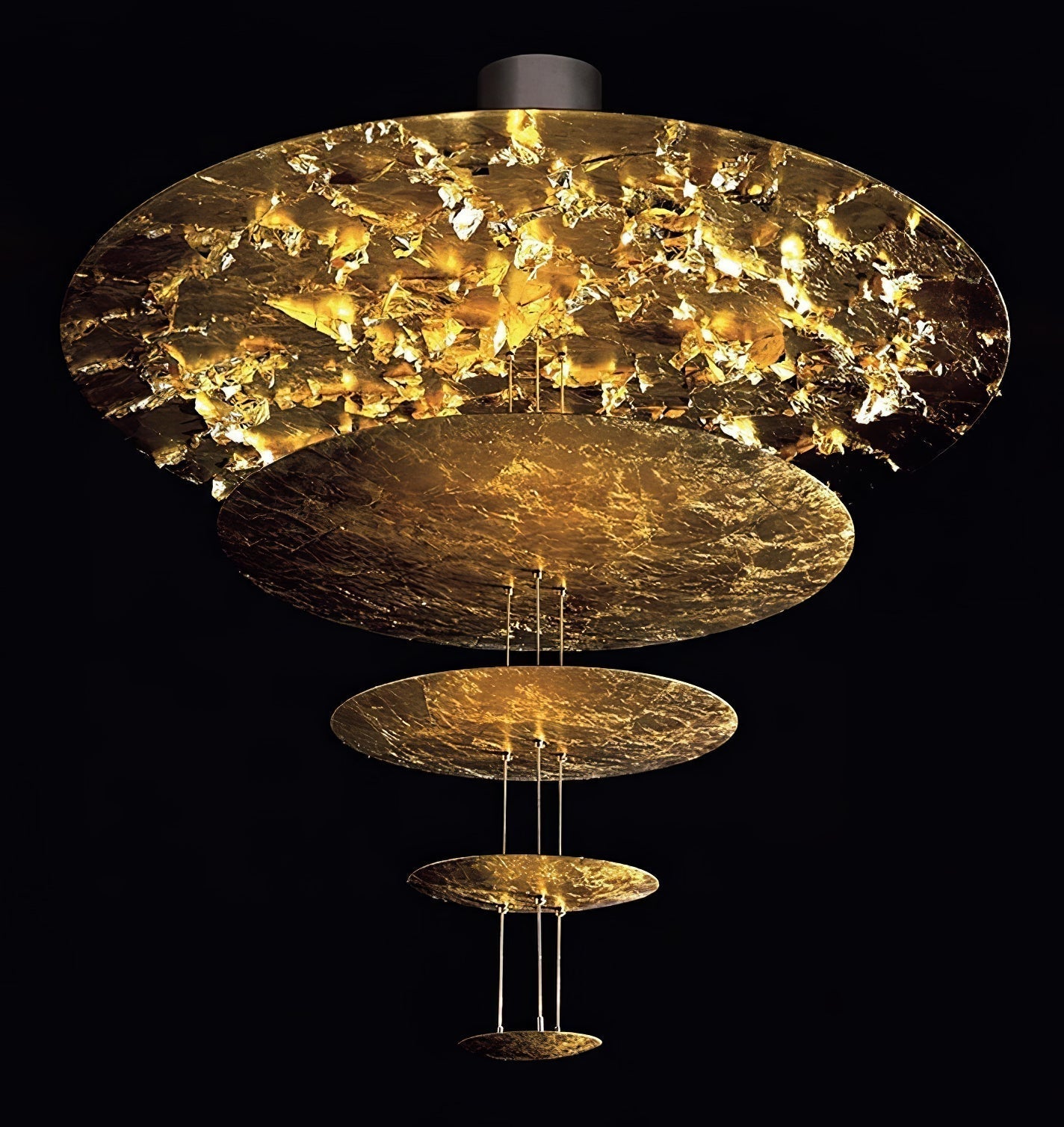 Machine Chandelier - Luster Gaze