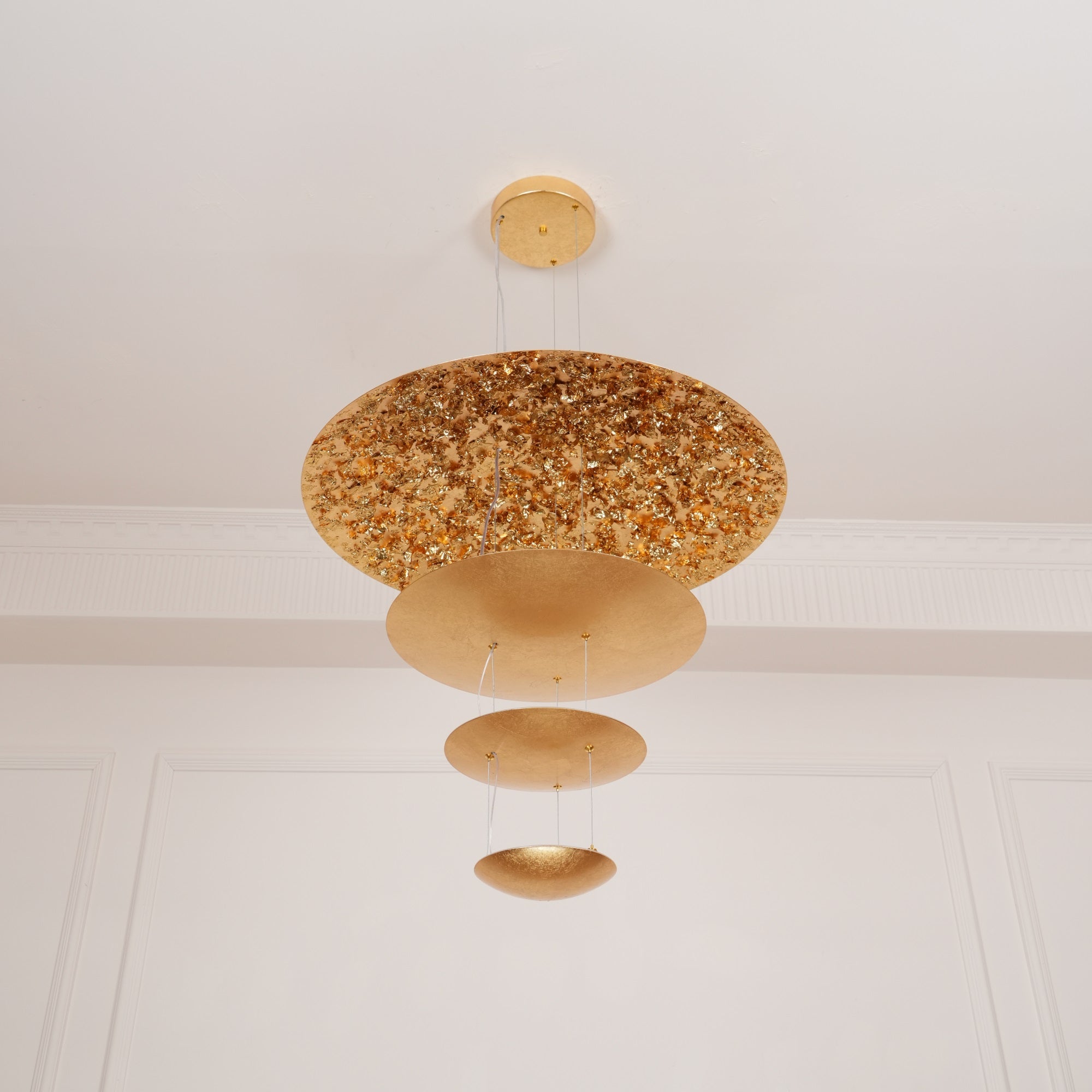 Machine Chandelier - Luster Gaze