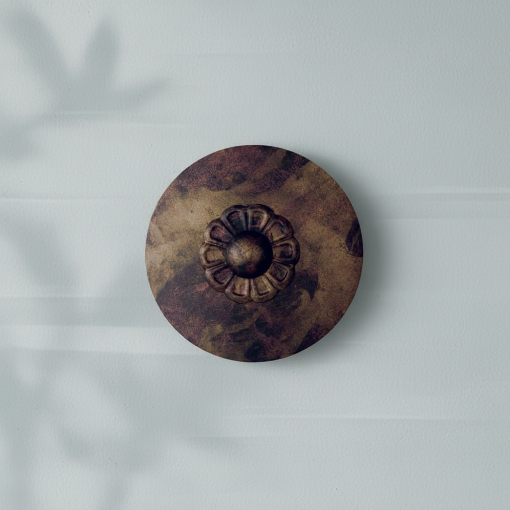 Luster Gaze Renaissance Chandelier 23" - Background Shot