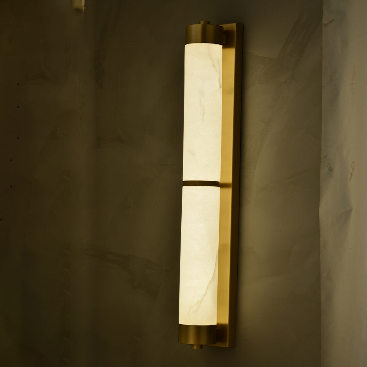 Cylindra Alabaster Brass Wall Light