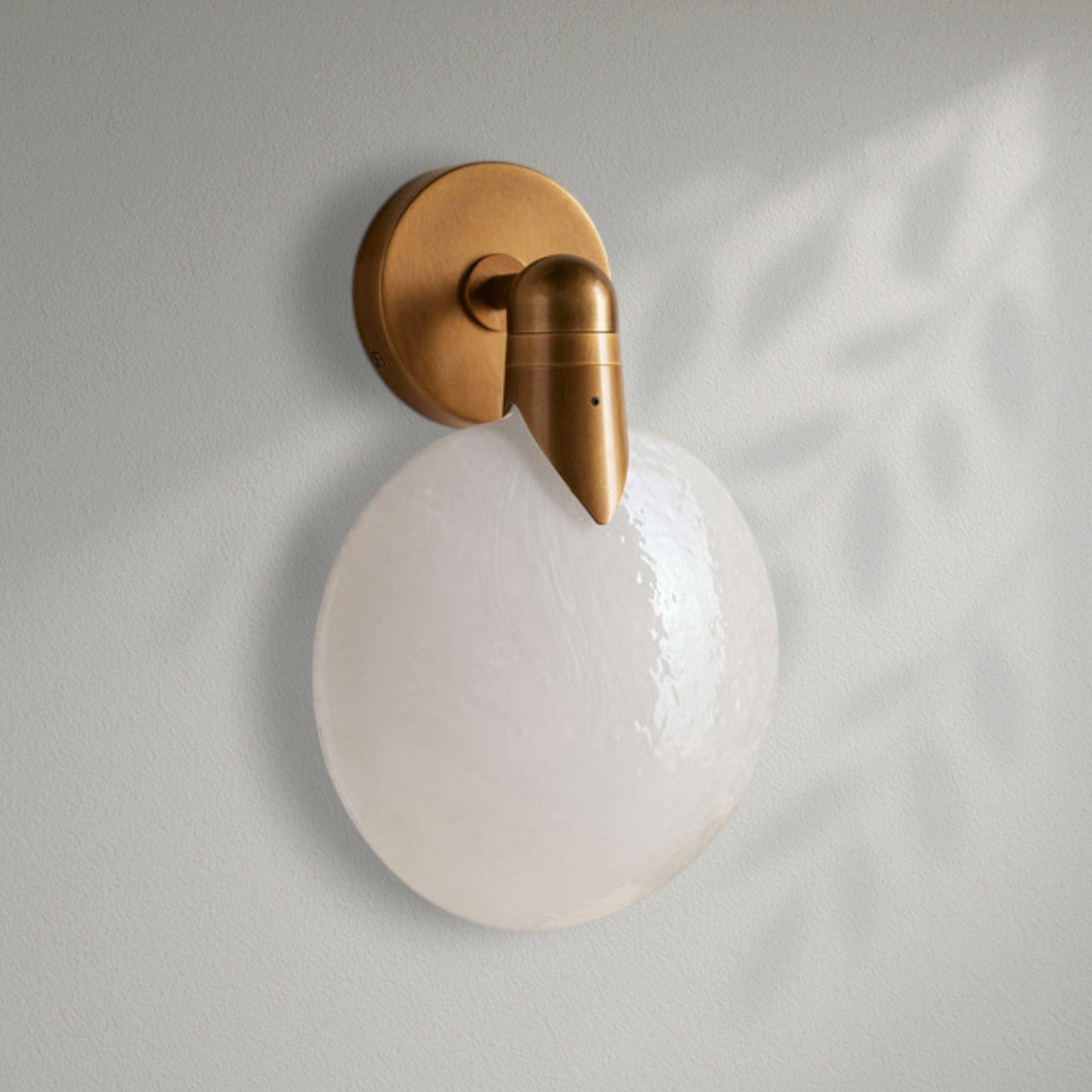 Lyla Sconce
