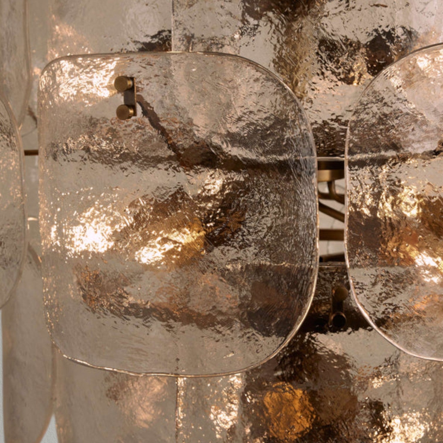 Plaire Round Chandelier