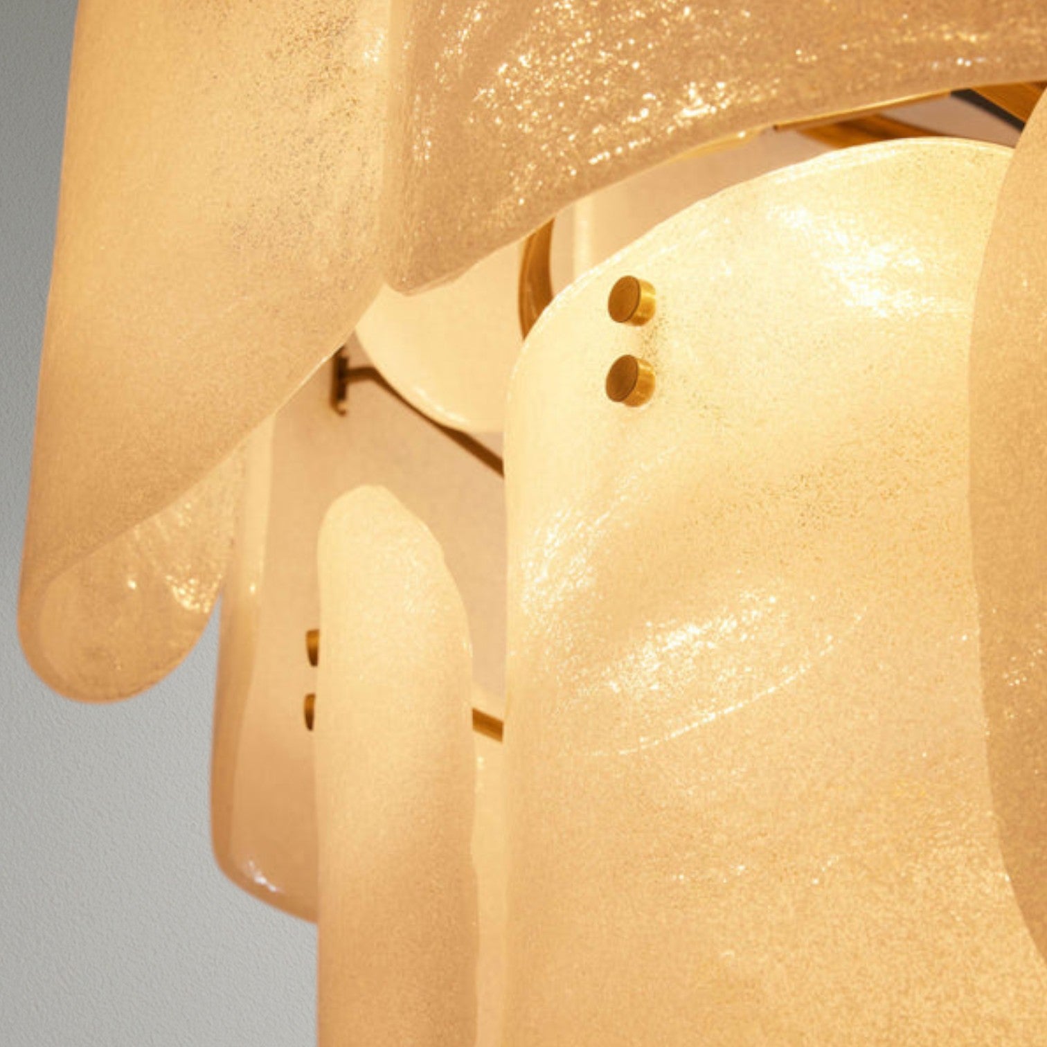 Plaire Round Chandelier