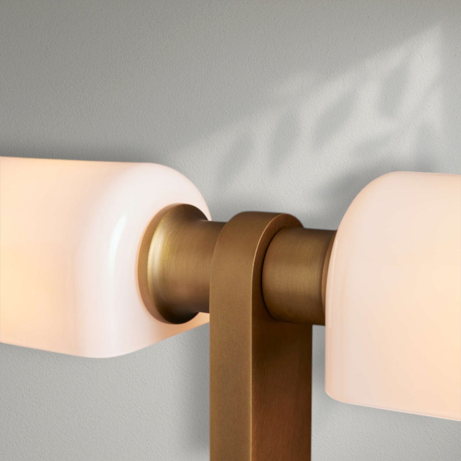 Zayd Floor Lamp
