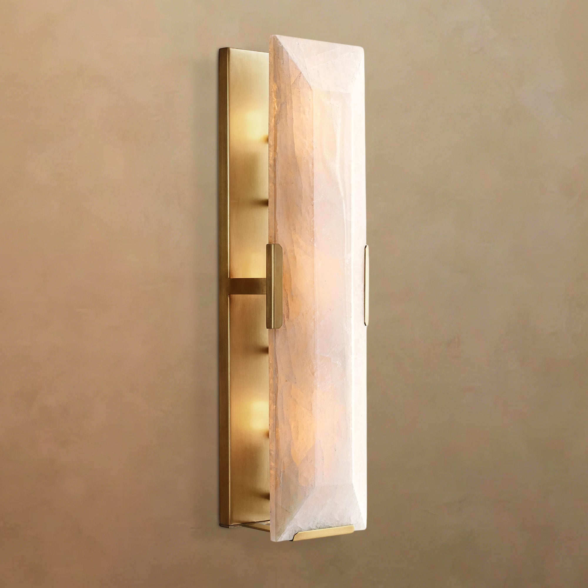 Harlew Calcite Linear Sconce