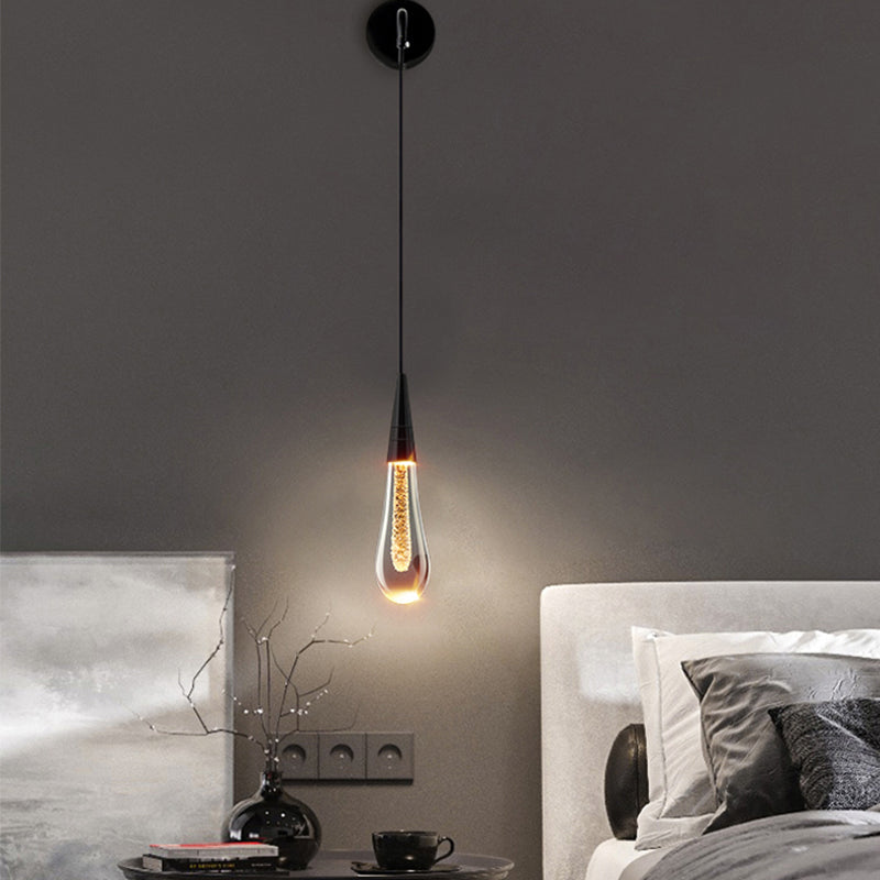 LG Raindrop Glass Solitaire Crystal Elegance Wall Sconce