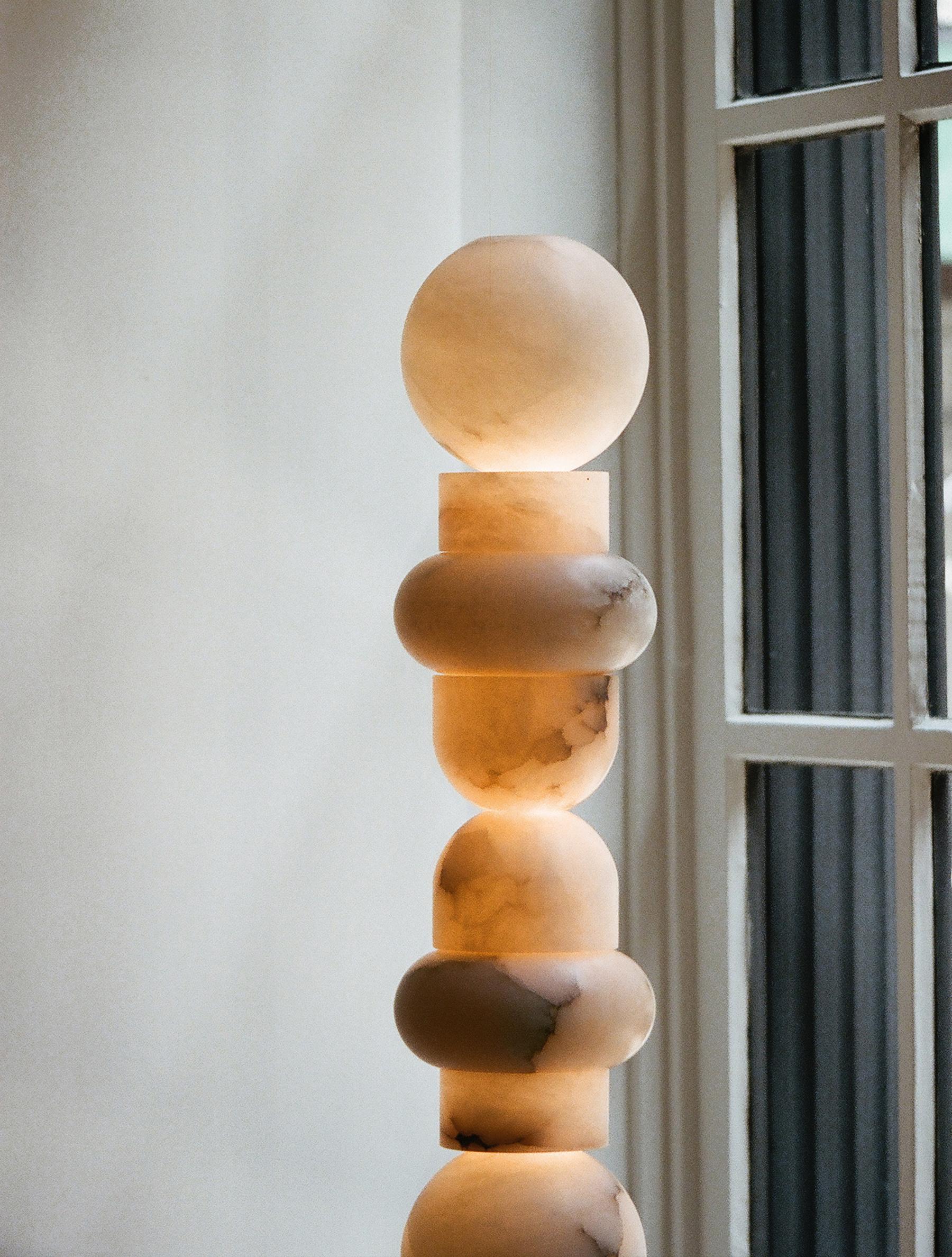 Alabaster Totem 16 Floor Lamp, Living Room Standing Lamp Floor standing lamps Luster Gaze   