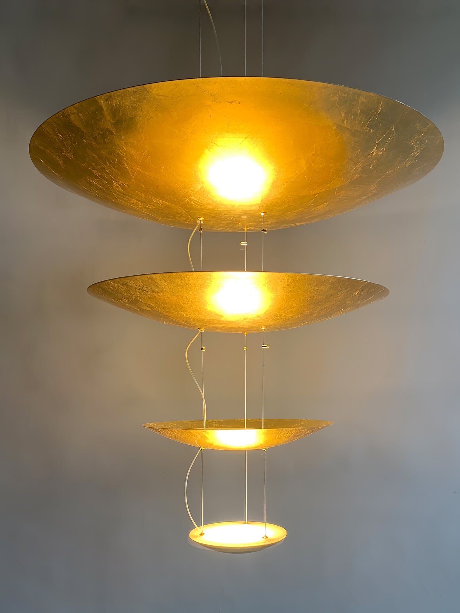 Machine Chandelier - Luster Gaze