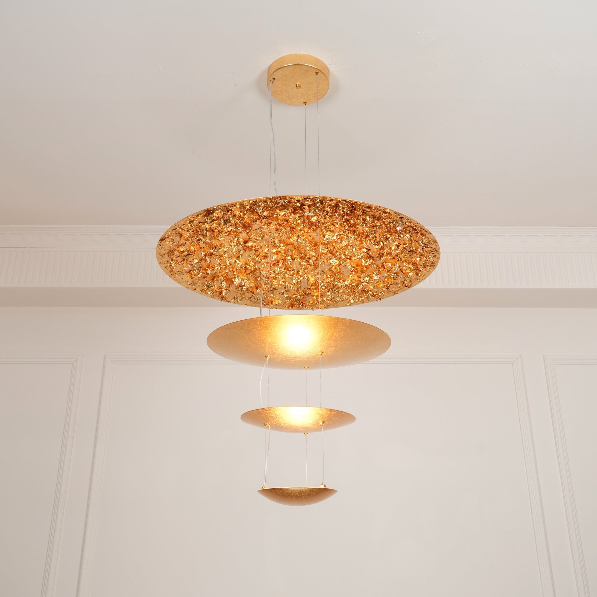 Machine Chandelier - Luster Gaze