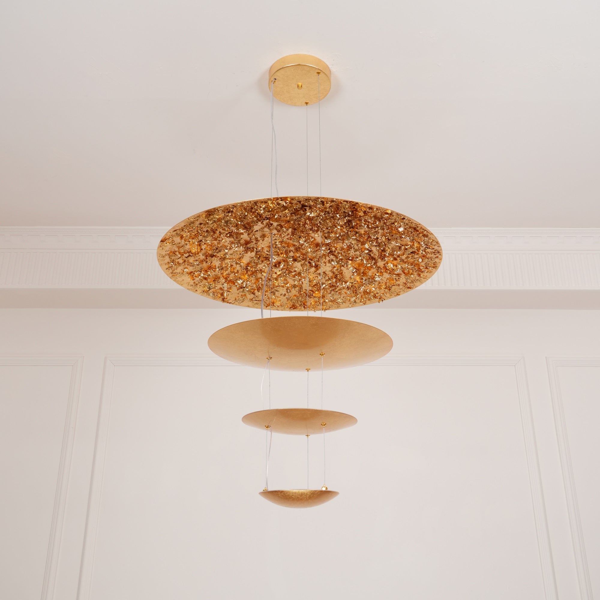 Machine Chandelier - Luster Gaze