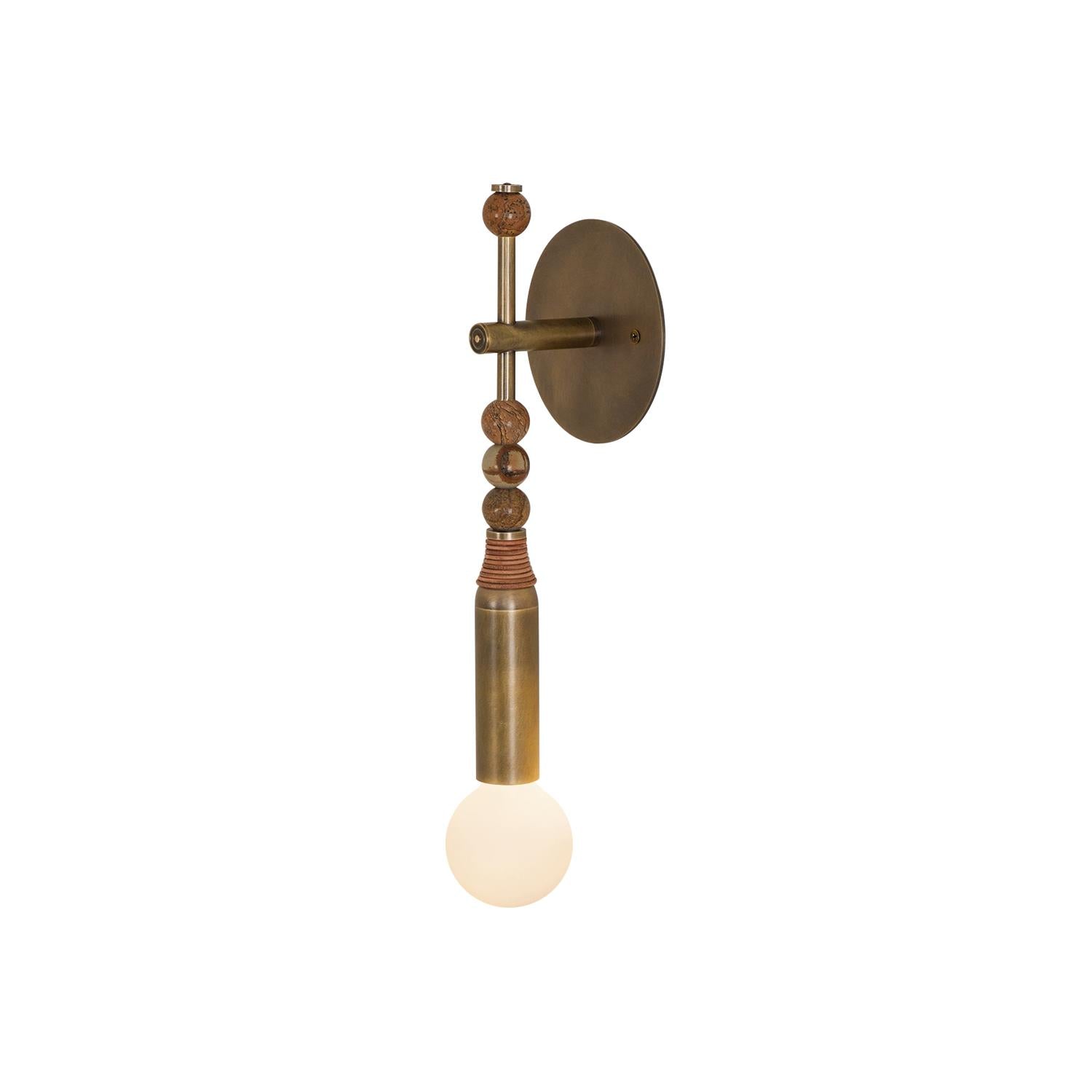 Toan Wall Lamp