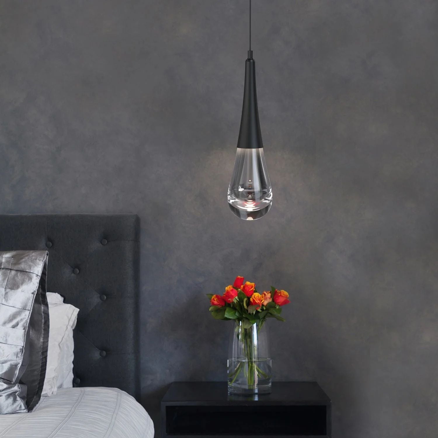 Soltaire Raindrop LED Pendant Light