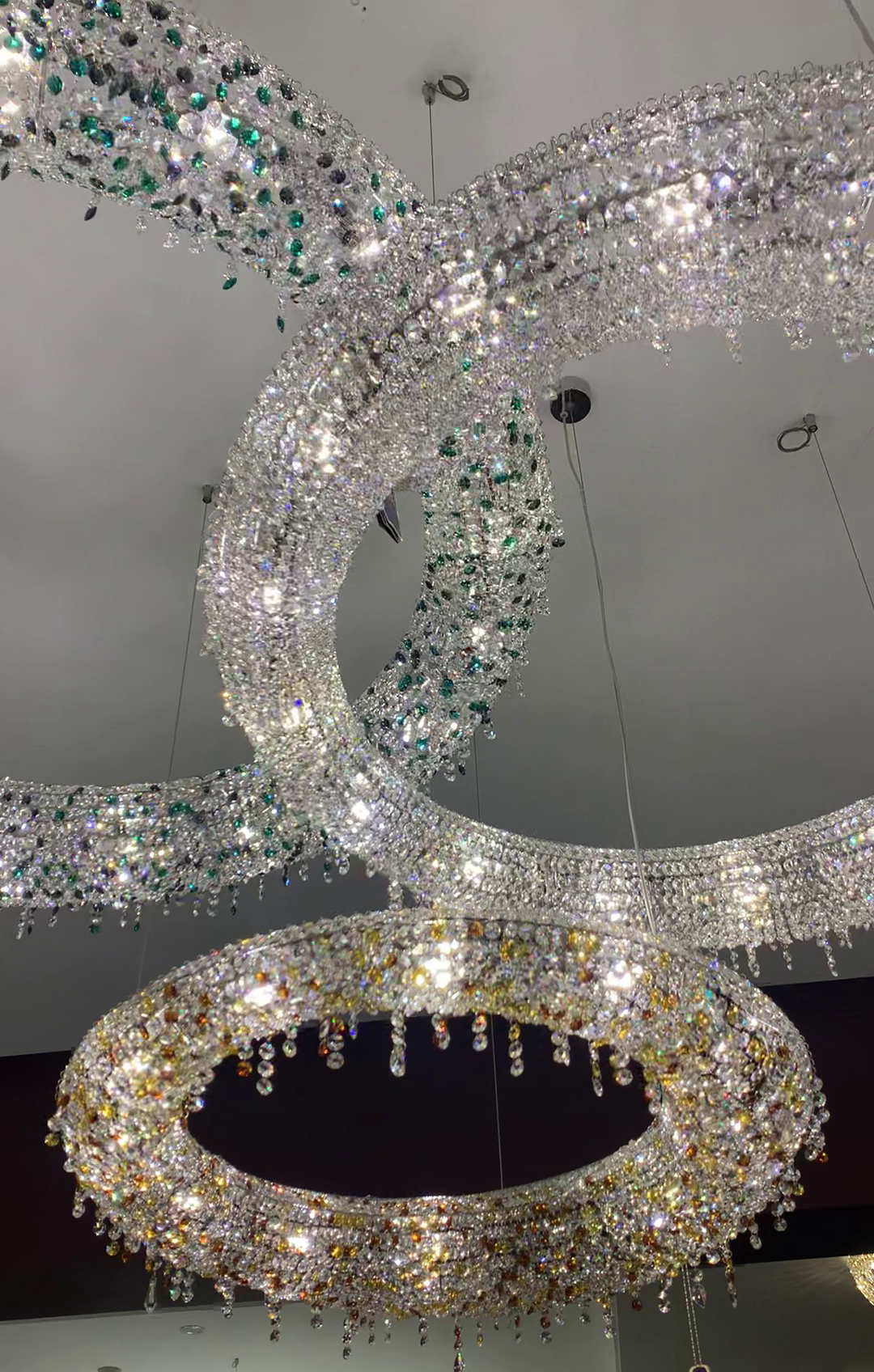 Unique Eccentric Circle Colorful Crystal Beads Chandelier Luxury Ceiling Lamp for  Living/Dining Room